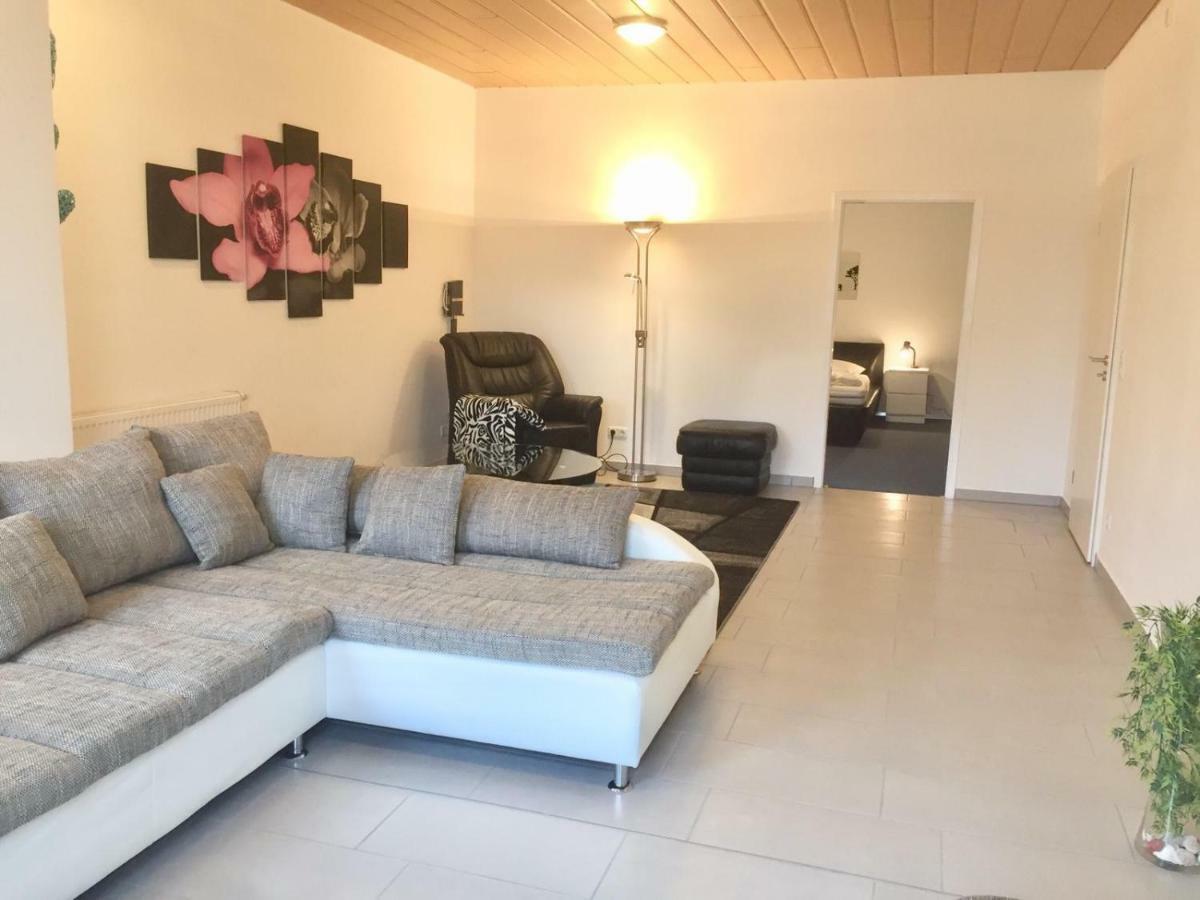 Ferienwohnung Im Zentrum Bad Schwartau Εξωτερικό φωτογραφία